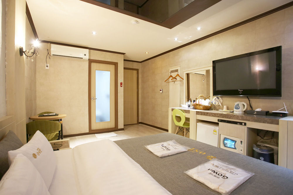 Ost Hotel Chuncheon Exterior photo